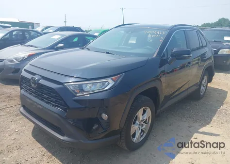 2021 Toyota Rav4 Xle из США, поврежденный, VIN 2T3P1RFV5MW157754